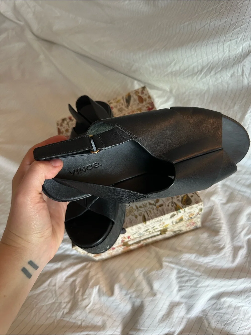 Vince - Black Leather Cross‑Strap Platform Slingback Sandals - 9